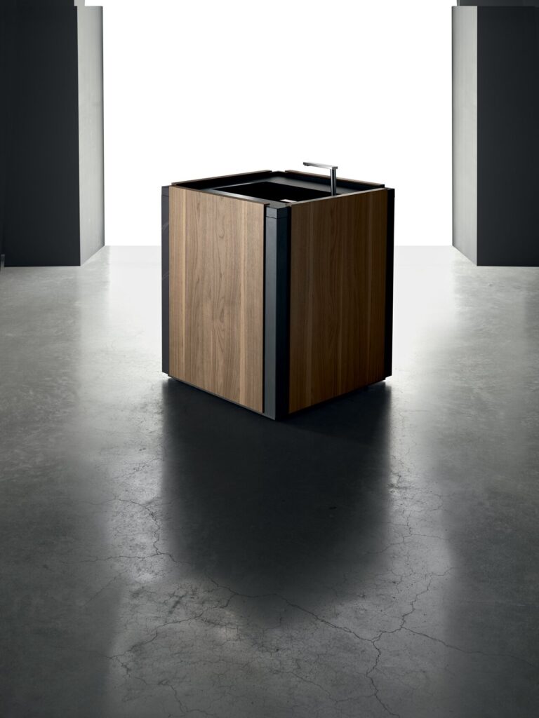 Binova Ono kitchen – Water, view 1